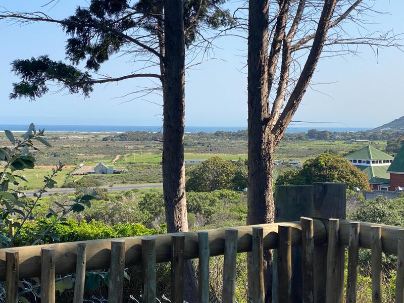 To Let 2 Bedroom Property for Rent in Crofters Valley Western Cape